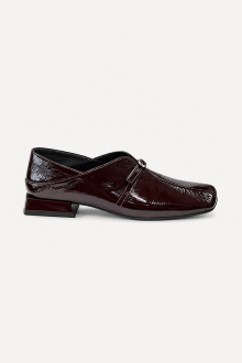 Pantofi cu toc jos din piele lăcuită MGZ-330-3240-bordeaux
