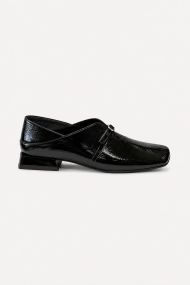 Pantofi cu toc jos din piele lăcuită MGZ-330-3240-black