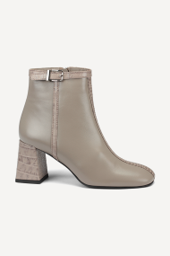 Botine cu toc mijlociu din piele SY-27053-bej