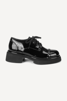 Mocasini din piele lăcuită cu șireturi MGZ-144-0034-negru